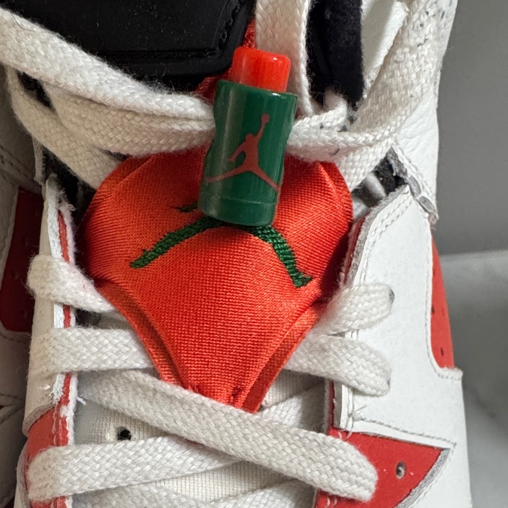 Air Jordan 6 Retro BG Kids Sneakers - Orange and White 7Y - Picture 11 of 13